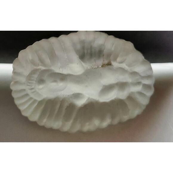 Vintage Nativity Set Frosted Glass 6 Pc Miniature Nativity No Box Approx 3" GC - Picture 4 of 13